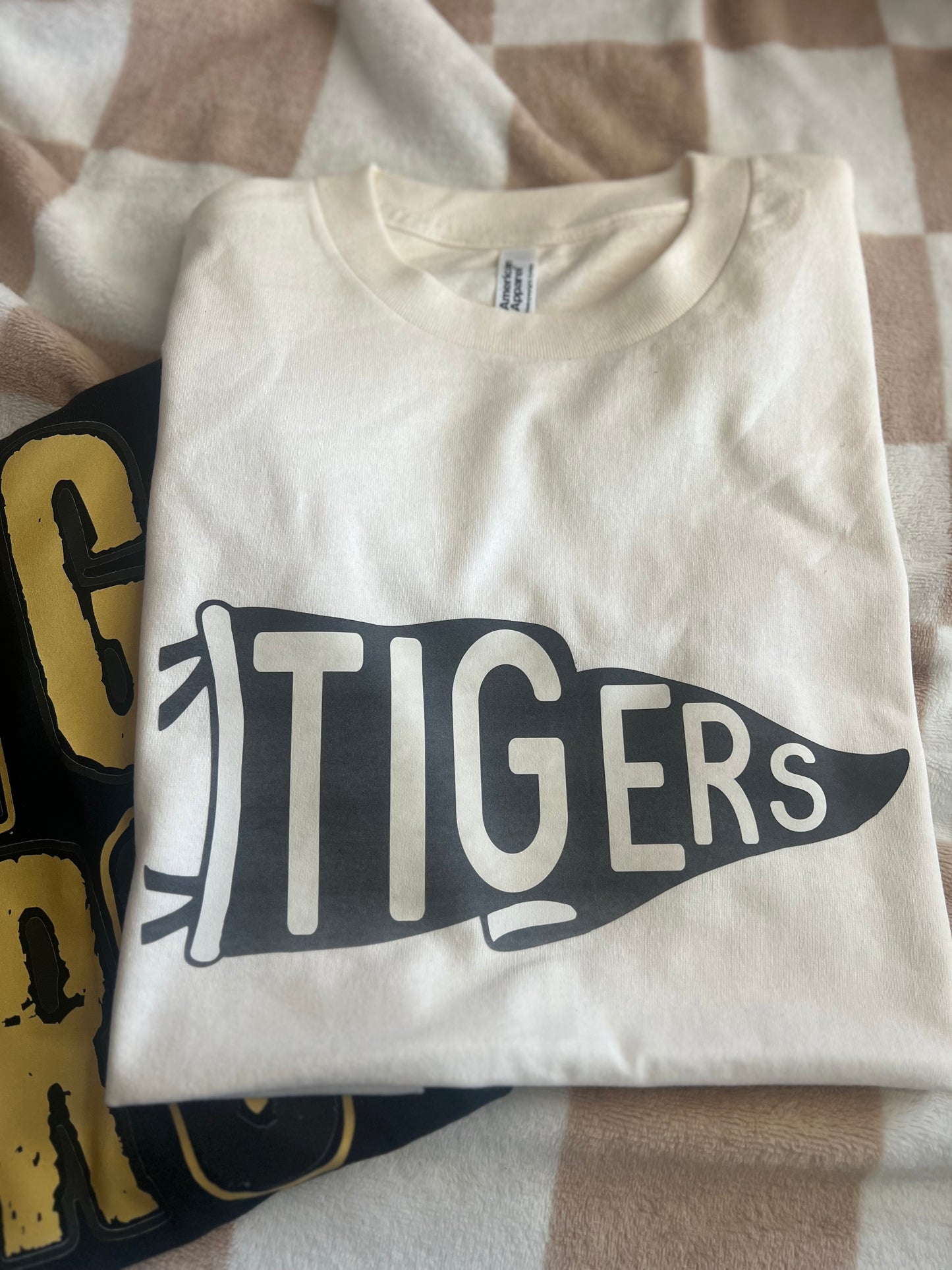 Vintage Tiger Banner Tee